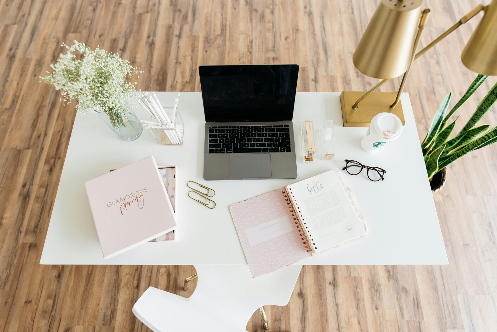 alexa williams rayjmmmasca unsplash